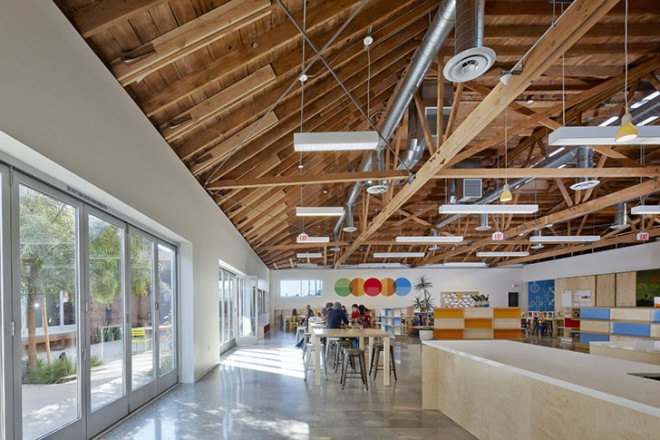 Marmol Radziner, 9 Dots Community Learning Center, Los Angeles, green classroom, reused materials, water efficiency, courtyard, biofiltration, green architecture