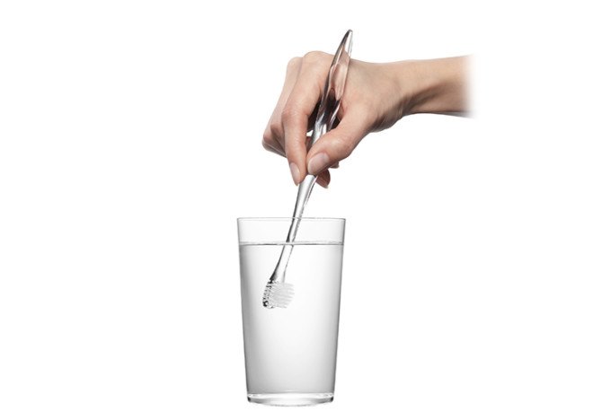 Kosho Ueshima, Misoka toothbrush, sustainable toothbrush, nanotechnology, Japanese design, Milan Design Week 2015, green design, minerals, mineral ions, green technology