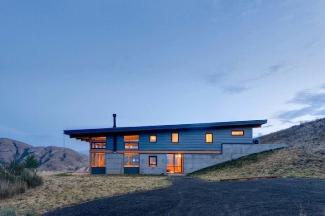 Nahahum Cabin, Nahahum Cabin by Balance Associates, Balance Associates, Balance Associates Architects, Cascade Mountains, underfloor heating, full-height glazing, concrete retaining walls,