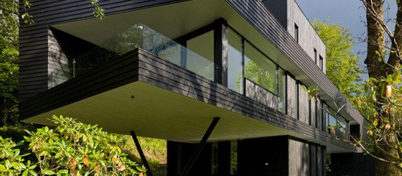 green design, eco design, sustainable design , Todd Saunders, Saunders Architects, Bergen Norway, cantilever house, Villa S, podium house