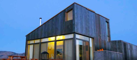 Sky House, Jesse Garlick, PLATFORM architecture + design, trail cabin, cabin, vacation house, off-the-grid house, prefab housing, prefab facade, self-sustaining house, solar power, natural ventilation