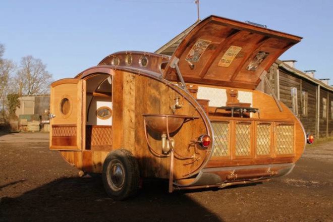 dave moult, teardrop trailer, steampunk, 19th century design, copper, leather, recycled materials