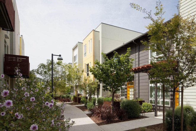 The American Institute of Architects, AIA Award, sustainable architecture, green roof, office building, water management, solar design, solar power, solar panels, passive sustainability, irrigation, energy-efficient building, green skyscraper
