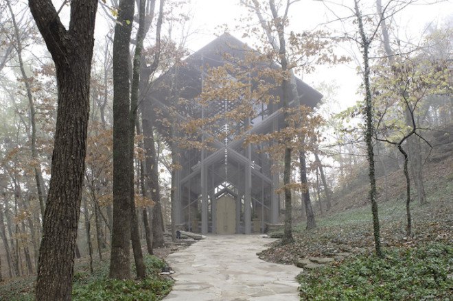 Thorncrown Chapel, Sainte Chappelle, Jim Reed, Ozark Mountains, Arkansas, AIA, American Institute of Architects, E. Fay Jones, Prairie school of architecture, frank lloyd wright, chapel