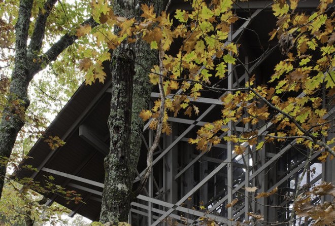 Thorncrown Chapel, Sainte Chappelle, Jim Reed, Ozark Mountains, Arkansas, AIA, American Institute of Architects, E. Fay Jones, Prairie school of architecture, frank lloyd wright, chapel