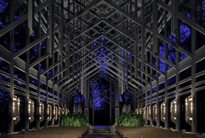 Thorncrown Chapel, Sainte Chappelle, Jim Reed, Ozark Mountains, Arkansas, AIA, American Institute of Architects, E. Fay Jones, Prairie school of architecture, frank lloyd wright, chapel