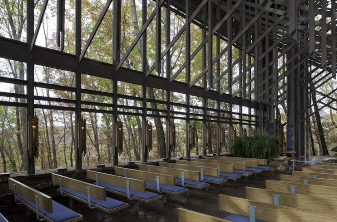 Thorncrown Chapel, Sainte Chappelle, Jim Reed, Ozark Mountains, Arkansas, AIA, American Institute of Architects, E. Fay Jones, Prairie school of architecture, frank lloyd wright, chapel