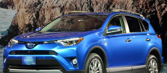 Toyota RAV4 Hybrid, Toyota, RAV4 Hybrid, hybrid, hybrid cars, green cars, sustainable transportation, NYIAS, NYIAS 2015, new york international auto show, 2015 new york auto show, green transportation, hybrid vehicles