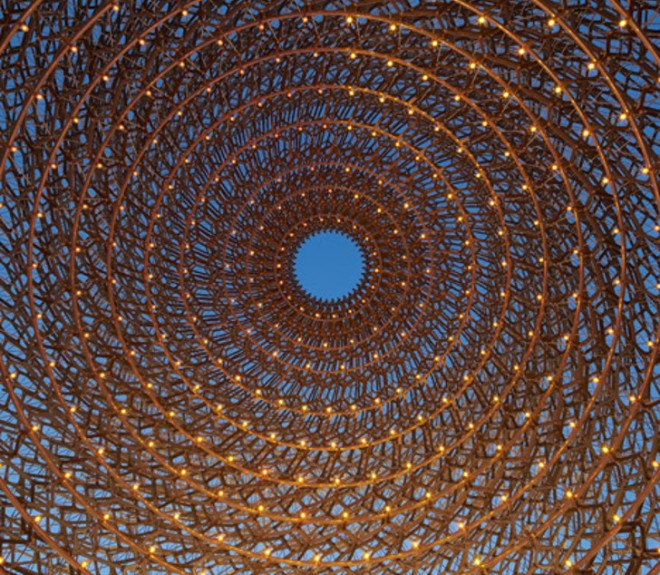 2015 milan expo, milan expo, uk pavilion, wolfgang buttress, beehive-inspired, bee inspired structure, bee inspired building, uk design, british design, importance of bees, importance of pollinators, led lighting, beehive-controlled lights, bee controlled lights, bee controlled leds