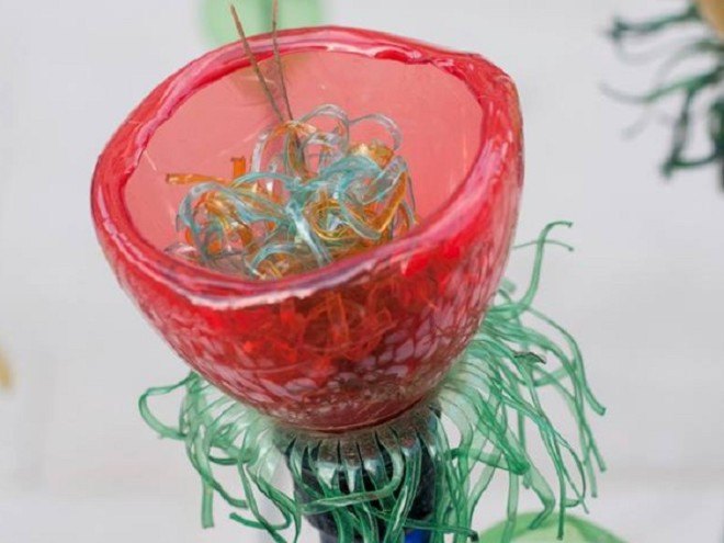 Scartell, art installation, plastic waste, recycled plastic bottles, recycled plastics, plastic flowers, green art, Italian artists, environmental impact, YES IN MY BACKYARD