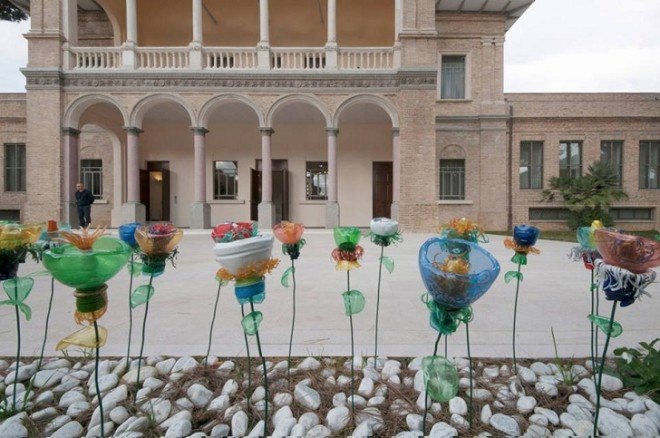 Scartell, art installation, plastic waste, recycled plastic bottles, recycled plastics, plastic flowers, green art, Italian artists, environmental impact, YES IN MY BACKYARD