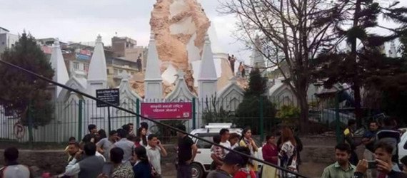 Boudhanath Stupa, earthquakes, Nepal earthquake, building destroyed by Nepal earthquake, historic buildings, Nepal, 2015 earthquake in Nepal, 7.8 earthquake in Nepal, architecture, natural disasters, humanitarian disasters, earthquake in developing countries, Kathmandu, Bhimsen Tower