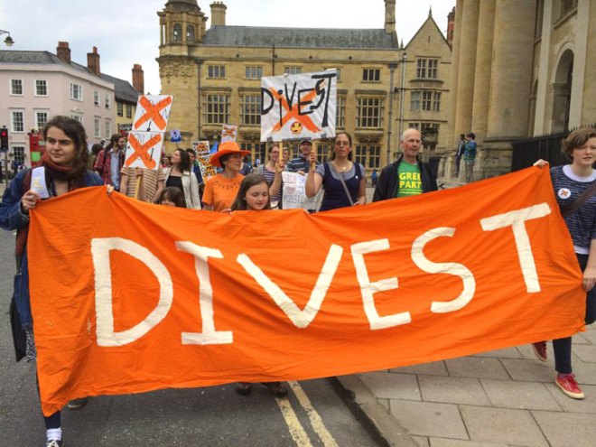 guardian newspaper, climate change, fossil fuel divestment, leave it in the ground, leave fossil fuels in the ground, earth day, earth day 2015, two degrees, global warming