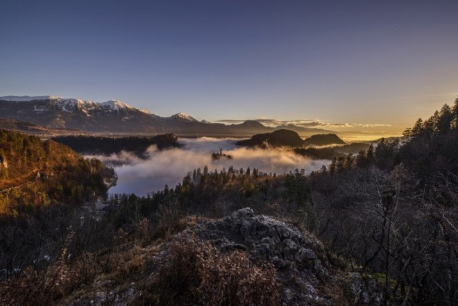 ales krivec, lake bled, ojstrica, kamnik alps, slovenia, photography, nature photography, mountainside, fog