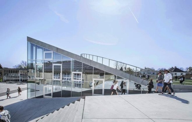 bjarke ingels, bjarke ingels group, big, copenhagen, high school architecture, school architecture, sports complex, underground sports center, sloping football field, green spaces in architecture, schools with green spaces