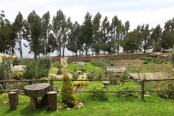 Ecolodge del Lago, Copacabana, Lake Titikaka, Adobe house, Lak'a Uta Architecture, Bolivia, vegetable garden, stepped terrace, green wall, solar water heater, stone sculptures