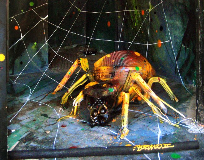Bordalo II, trash animal sculptures, recycled art, urban art, animal street art, new art technique, trash collage, Portugal, Lisbon,