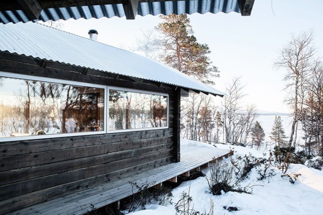Aslak Haanshuus Arkitekter, Norway, log cabin, green renovation, wooden architecture, pitched roof, traditional contruction techniques, modern retreat, wooden deck, green building