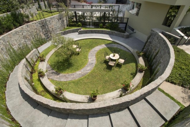 peru, lima, cockfighting, cockfighting arena, garden, garden makeover, 2.8x architects, stone garden, repurposed materials