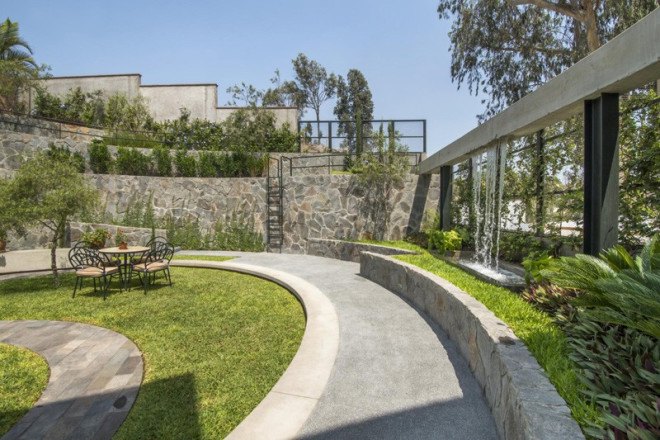 peru, lima, cockfighting, cockfighting arena, garden, garden makeover, 2.8x architects, stone garden, repurposed materials