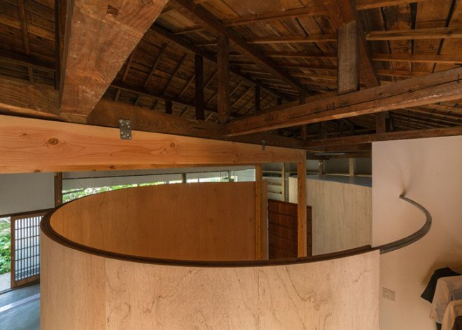 Tato Architects, Japan, Japanese architecture, traditional architecture, small spaces, open-plan layout, glass walls, wooden deck, green renovation