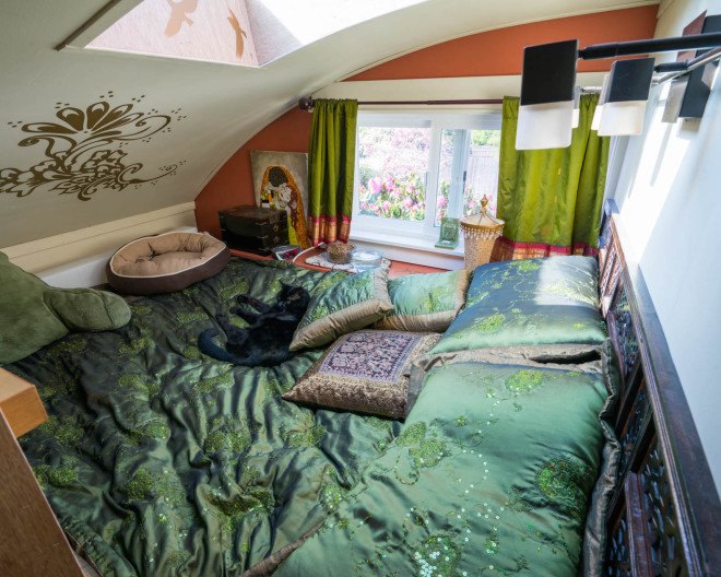 tiny house, tiny house movement, tiny home, lilypad house, moroccan design, downsizing, minimalism, small homes, moroccan design, indian design, Portland tiny house, Portland Oregon