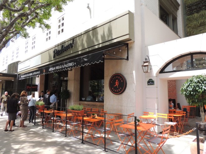 Pitchoun Bakery, PacMutual Campus, Los Angeles, vertical wall, green wall, living wall, vertical green wall, Los Angeles green space, downtown Los Angeles, Rising Realty Partners