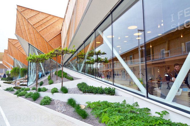 Slovenia pavilion, Milan Expo, Expo 2015, world expo, expo pavilion, SoNo Arhitekti, Slovenian architects, prefab, prefab wood, wooden facade, sustainable wood, sustainable food