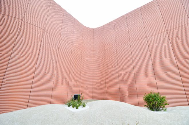 2015 Milan world expo, 2015 milan, 2015 word expo, Milan world expo, Milan expo, 2015 milan expo pavilion, world expo pavilion, milan world expo pavilion, Foster Partners, UAE pavilion, green roof, solar power, LEED building, sustainable building, feeding the planet, food issues