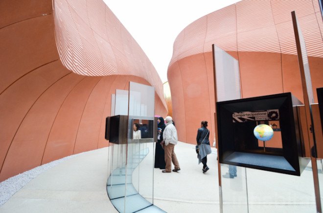 2015 Milan world expo, 2015 milan, 2015 word expo, Milan world expo, Milan expo, 2015 milan expo pavilion, world expo pavilion, milan world expo pavilion, Foster Partners, UAE pavilion, green roof, solar power, LEED building, sustainable building, feeding the planet, food issues