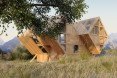 Valley House, Valley House by Planning Bureau, Planning Bureau, cabin, Dolomites, Dolomite Mountains, timber cabin, asymmetric home,