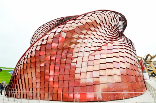 Daniel Libeskind, pollution cleaning building, pollution scrubbing tiles, Libeskind, Vanke Pavilion, World Expo, Milan Expo, World Expo 2015, 2015 Milan Expo, China, Vanke, Milan Expo 2015, red ceramic tiles, Daniel Libeskind, Casalgrande Padana, self-cleaning tiles, rooftop terrace, green design, Italy, sustainable design, green architecture, Italy