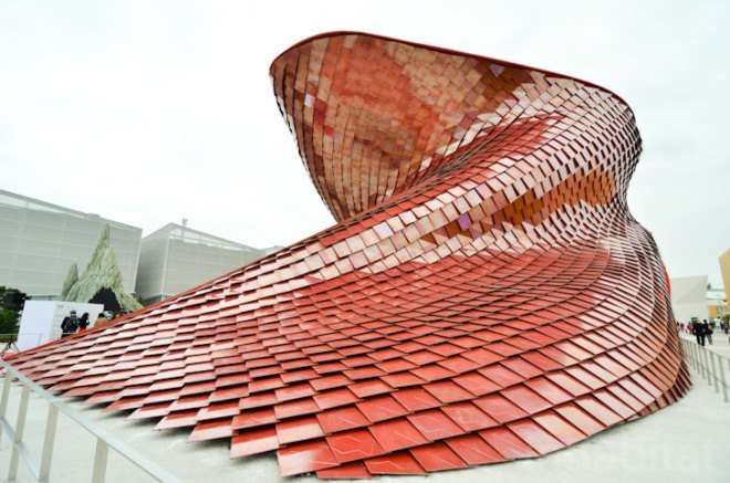 Daniel Libeskind, pollution cleaning building, pollution scrubbing tiles, Libeskind, Vanke Pavilion, World Expo, Milan Expo, World Expo 2015, 2015 Milan Expo, China, Vanke, Milan Expo 2015, red ceramic tiles, Daniel Libeskind, Casalgrande Padana, self-cleaning tiles, rooftop terrace, green design, Italy, sustainable design, green architecture, Italy