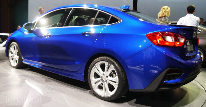 2016 Chevy Cruze, Chevrolet, new Chevy cars for 2016, high-efficiency vehicles, Ecotec 1.4L turbo engine, Hydra-Matic 6T35 six-speed automatic transmission, Apple CarPlay, Android Auto, OnStar 4G LTE Wi-Fi, Chevy Cruze, GM cars, compact sedan, Ecotec engine, high-efficiency engine, MPG, green cars, green transportation, green design