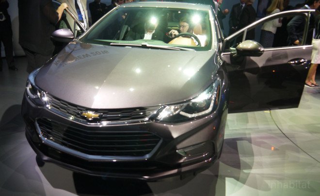 2016 Chevy Cruze, Chevrolet, new Chevy cars for 2016, high-efficiency vehicles, Ecotec 1.4L turbo engine, Hydra-Matic 6T35 six-speed automatic transmission, Apple CarPlay, Android Auto, OnStar 4G LTE Wi-Fi, Chevy Cruze, GM cars, compact sedan, Ecotec engine, high-efficiency engine, MPG, green cars, green transportation, green design