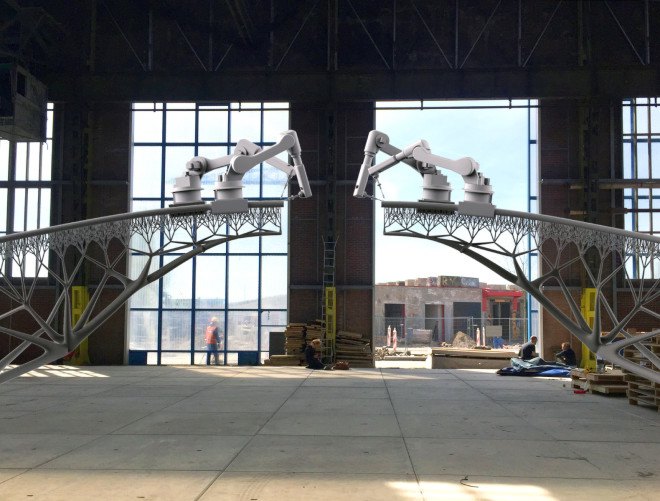 Joris Laarman, MX3D, Hejimans, Jurre van der Ven, Jan van de Ven, 3D printed bridge, 3d printed construction, 3d printed architecture, 3d printed metal, 3d printed steel bridge, 3d printed steel, minimized construction waste, energy efficiency, 3d printing bridge, 3d printed bridge amsterdam,