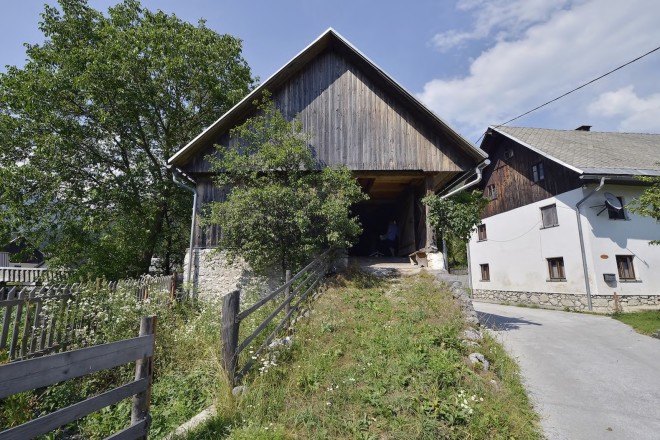 OFIS Architects, adaptive reuse, Alpine Barn Apartment by OFIS Architects, Alpine Barn Apartment, barn restoration, barn transformation, barn loft apartment, barn loft, Slovenia,