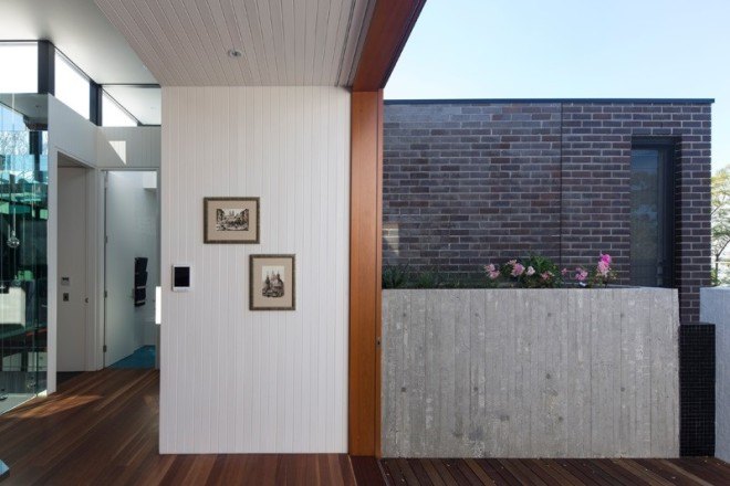 green design, eco design, sustainable design, Caterwilliamson Architects, Spiegel House, Mirror house, glass curtains, Sydney Australia, concrete floors