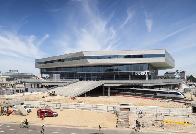 Dokk1, Dokk1 Aarhus, Aarhus, schmidt hammer lassen, schmidt hammer lassen architects, energy efficient library, library design, aarhus river, Danish 2015 energy classification, solar power, Urban Mediaspace,