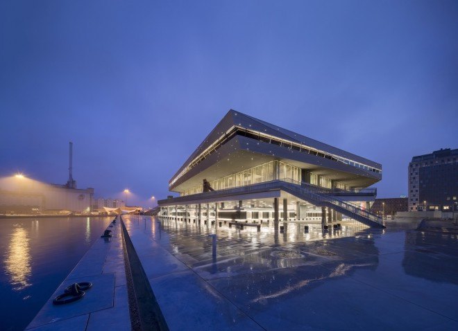 Dokk1, Dokk1 Aarhus, Aarhus, schmidt hammer lassen, schmidt hammer lassen architects, energy efficient library, library design, aarhus river, Danish 2015 energy classification, solar power, Urban Mediaspace,