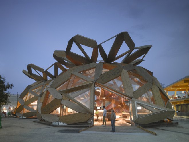 green design, eco design, sustainable design, Love IT Pavilion, Copagri, Expo Milano 2015, EMBT, temporary pavilion, open lattice pavilion, double dome pavilion
