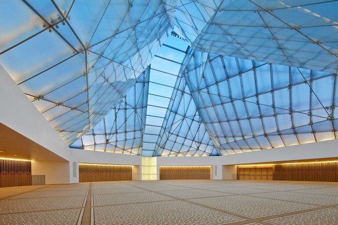 Ismaili Center, Charles Correa Associates, Moriyama & Teshima Architects, cultural center, glass dome, glass roof, transparent roof, Islamic architecture, Toronto, Cananda, skylights