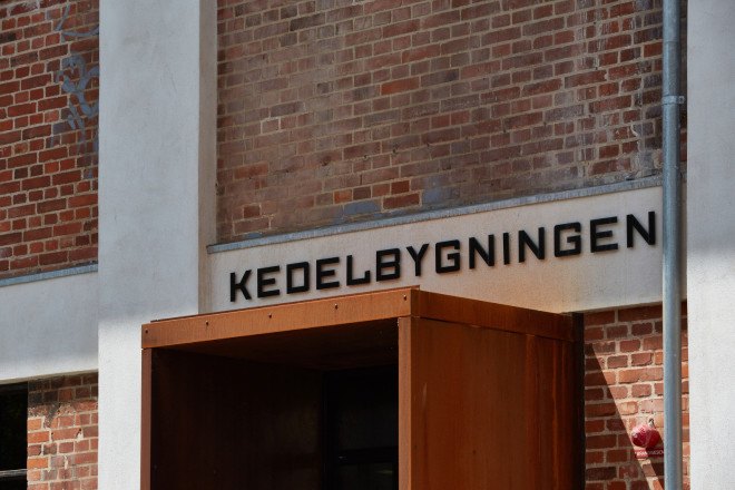 schmidt hammer lassen, denmark, vejle, design driven innovation centre, boiler central, spinning mills, renovation, refurbished historic building, renovated brick building, old boiler buildings, 1940s architecture