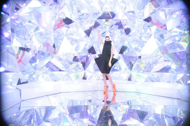 Masakazu Shirane, 3D kaleidoscope, Light Origami, Reuben Young, Vivid Sydney, public dome, intercative design, co-creative design