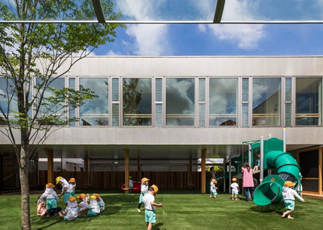 Suga Architects Office, green roof, kindergarten, nursery, kids pplay area, playground, rooftop garden, vegetable garden, green roof, timber facade, cedar facade, cedar siding, courtyard