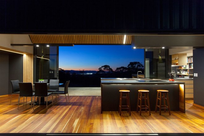 Valley House, Valley House by Philip M Dingemanse, Philip M Dingemanse, Tasmania, blackwood timber, Tasmanian timber, solar power, solar powered house, energy efficient architecture, double glazed windows, LEDs, heat pump technology, northern exposure, Launceston, natural ventilation, natural lighting