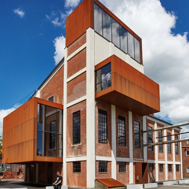 schmidt hammer lassen, denmark, vejle, design driven innovation centre, boiler central, spinning mills, renovation, refurbished historic building, renovated brick building, old boiler buildings, 1940s architecture