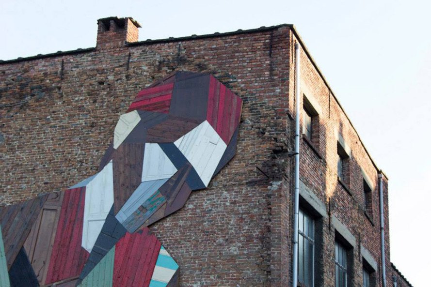 Stefaan De Croock, reclaimed wood, reclaimed materials, salvaged materials, reused materials, wooden art, art installation, murals, Belgian artist, green design, green art