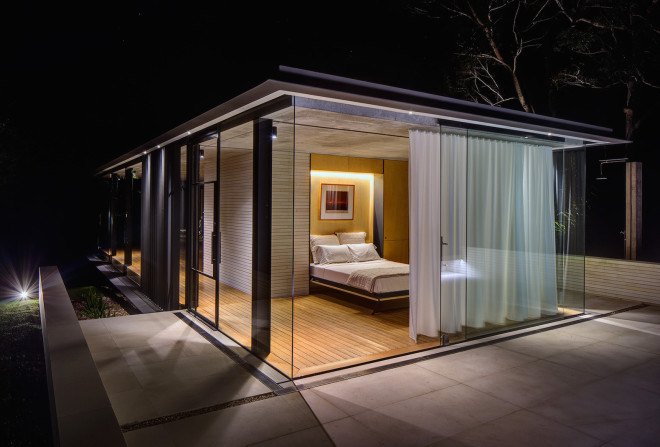 Wirra Willa Pavilion, Wirra Willa Pavilion by Matthew Woodward Architect, Matthew Woodward Architect, Modernist architecture, pavilion, glass pavilion, spa and guesthouse, Mies van der Rohe, Somersby, natural materials