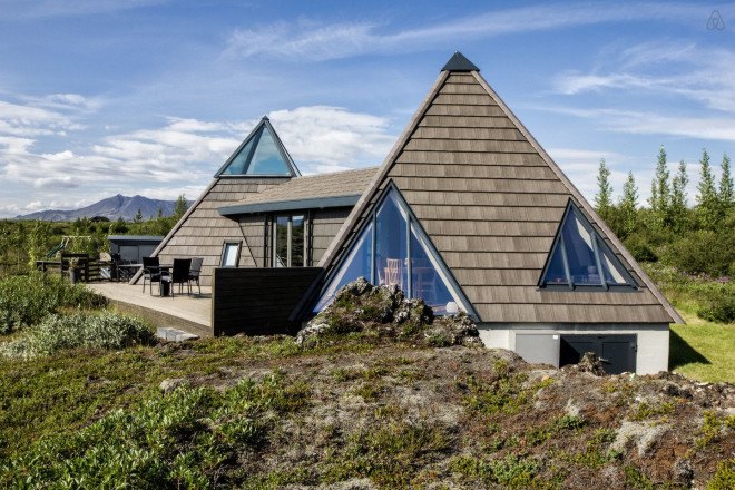 airbnb, architecture, architectural gems, vacation rentals, travel rentals, travel, residential architecture, Frank Lloyd Wright, Temple House, Florsheim Mansion, Iceland, Denmark